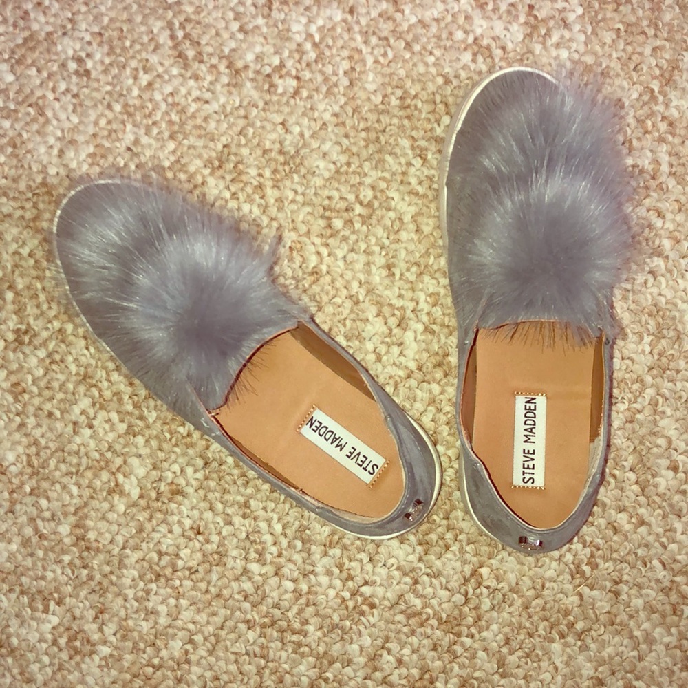 Steve Madden Fur ball shoes